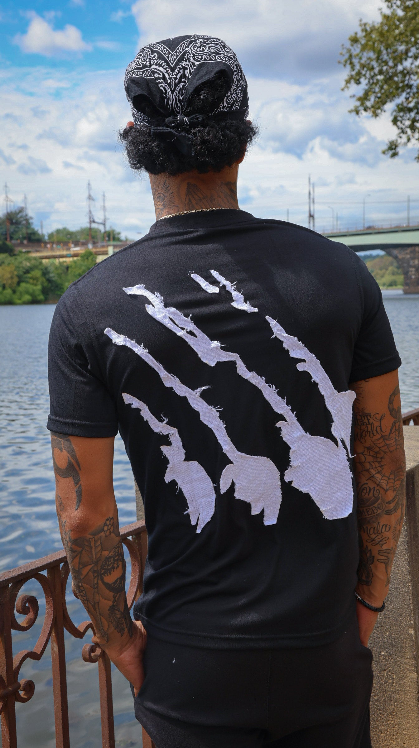 Relentless Two-Tone  Set [ Black And White ]